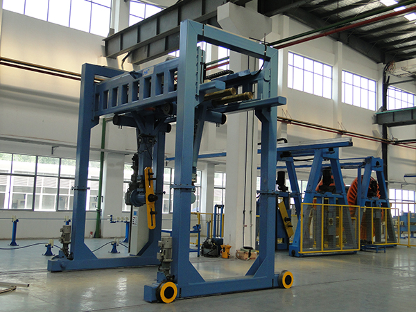 Mobile gantry unrollers / winders