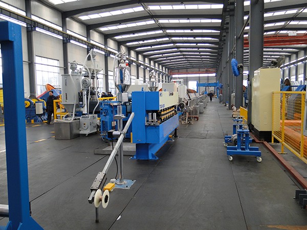 Extrusion line for wire and cable coating